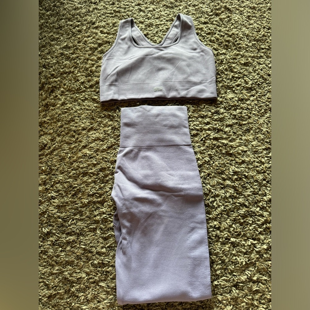 Set Active x Madelyn Cline Sz M